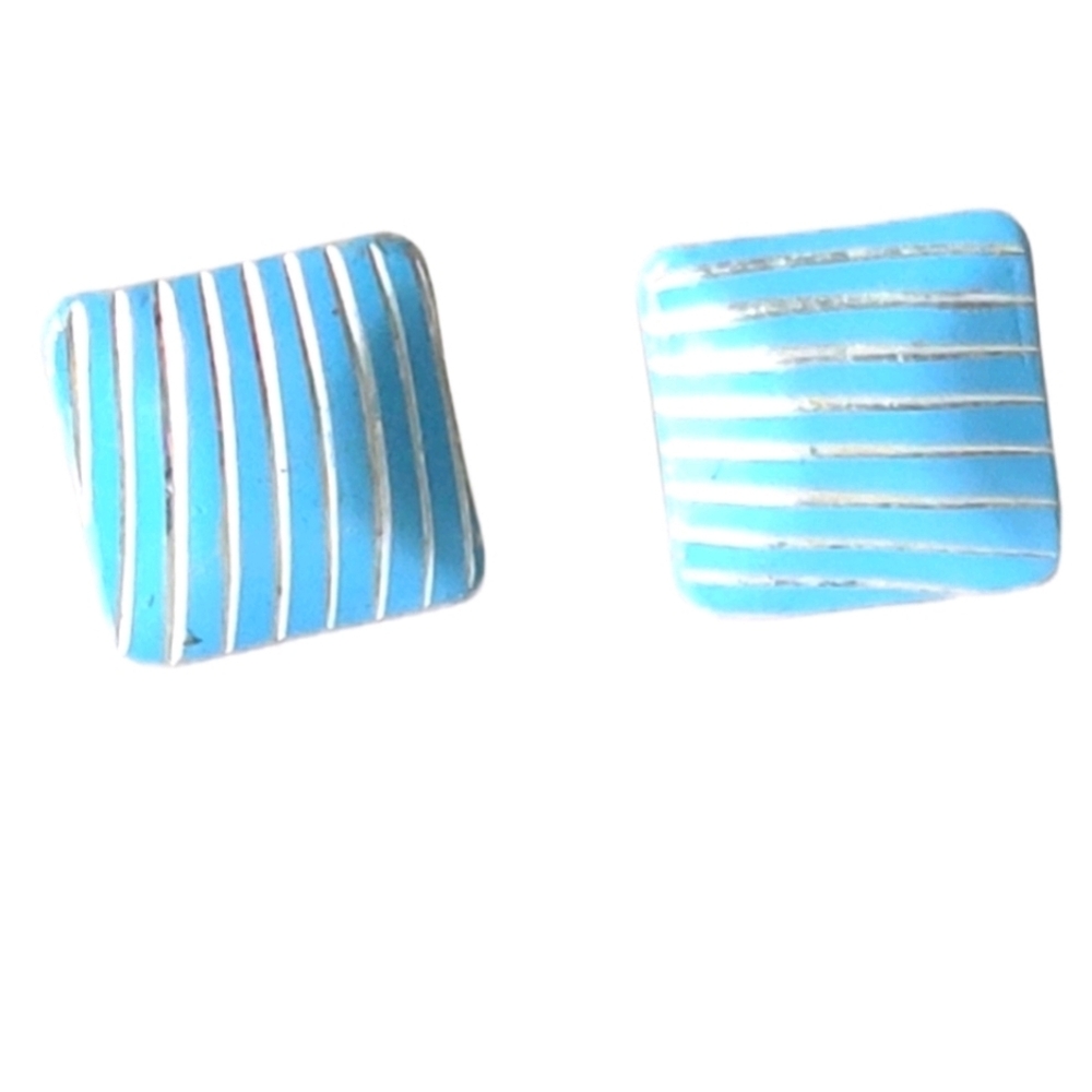 Vintage Tiny Dainty Blue Square Pierced Earrings Costume Jewelry
